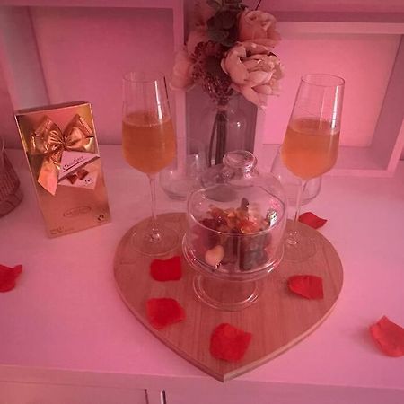 Love Room. Une Bulle D Evasion. Lisses Dış mekan fotoğraf